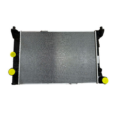 Хорошая цена. Алюминиевый радиатор для Mercedes-Benz C200 W204 2045000303 2045002203 онлайн